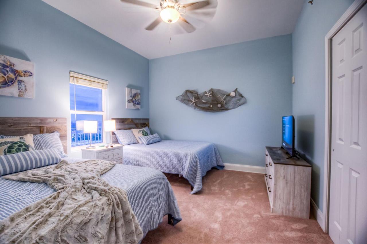 Holiday home Large 3 Bd Penthouse 2012 In Laketown, Great Views And Amenities! Panama City Beach