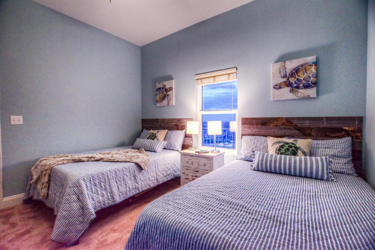 Large 3 Bd Penthouse 2012 In Laketown, Great Views And Amenities! Panama City Beach